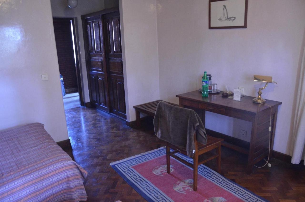 Vajra Hotel Kathmandu Bagian luar foto