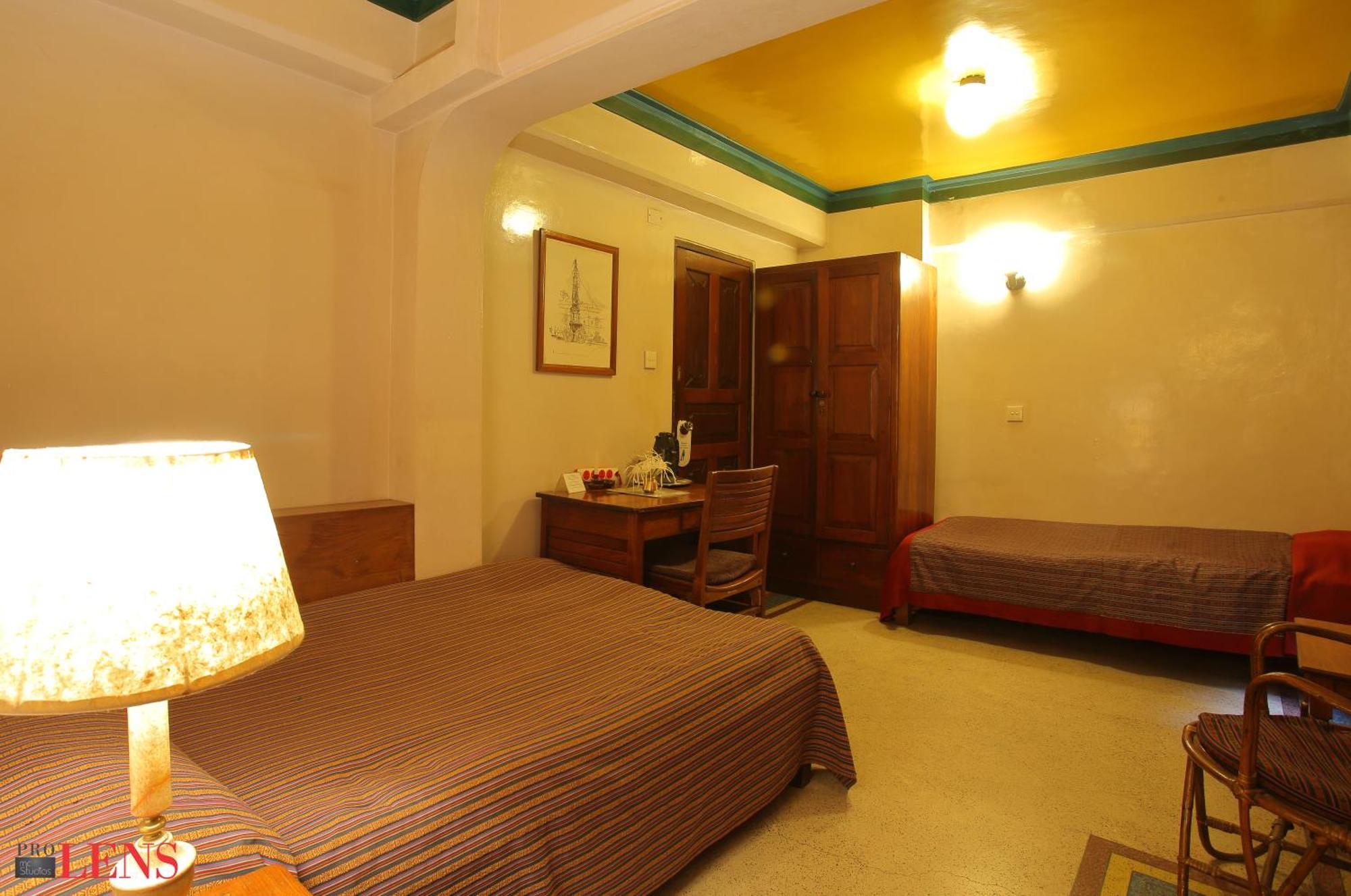 Vajra Hotel Kathmandu Bagian luar foto